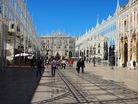 Piazza del Ferrarese